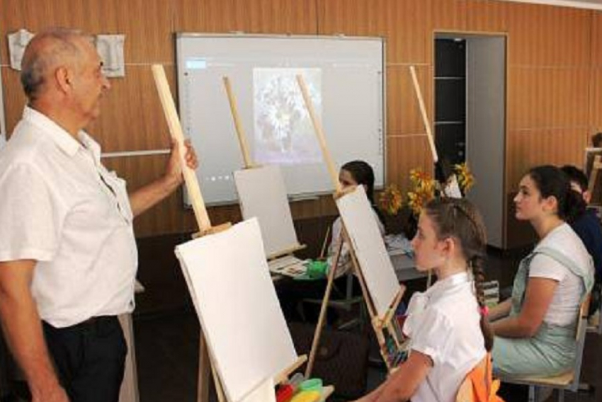 В Варваровке под Анапой открылась учебная площадка Детской художественной школы