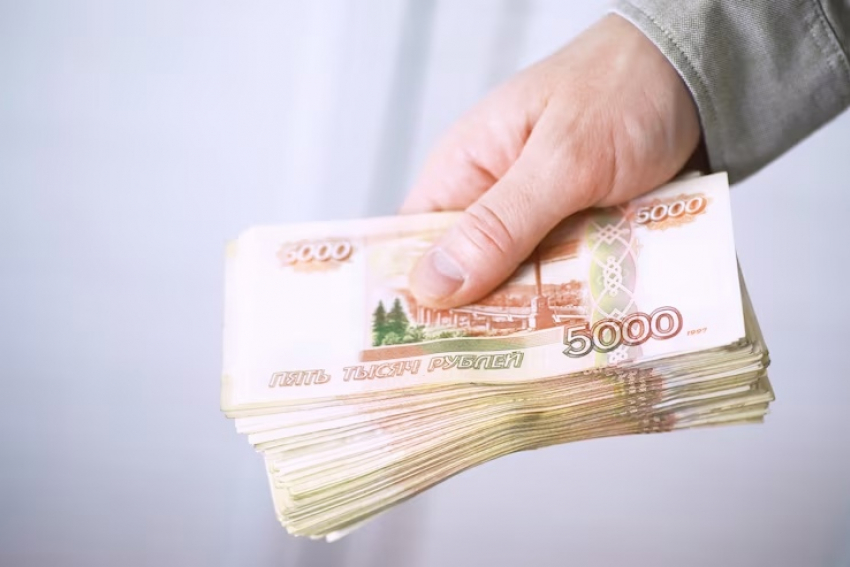 В Анапе и на Кубани число выявленных поддельных банкнот сократилось в два раза