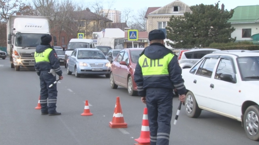 В Анапе полиция проверит любителей ксенона и LED-фар