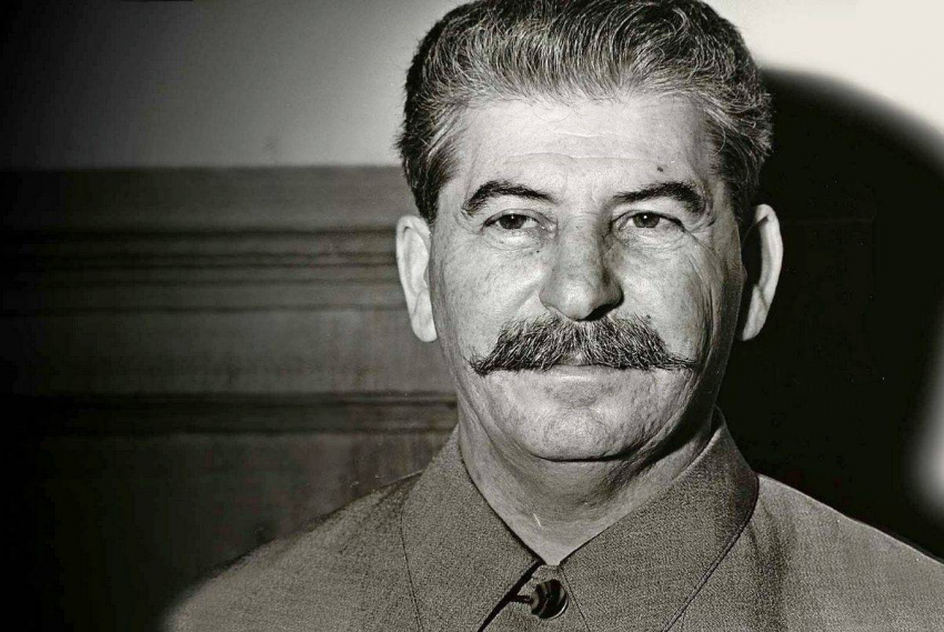 "Действовал жёстко, но поднял страну": как анапчане относятся к личности Сталина