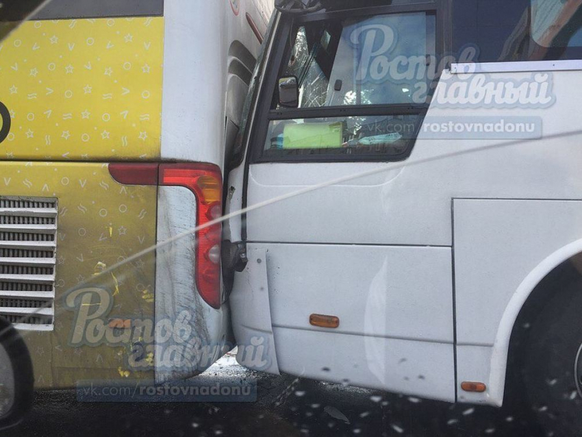 Четыре анапских автобуса с детьми из Украины столкнулись в Ростове