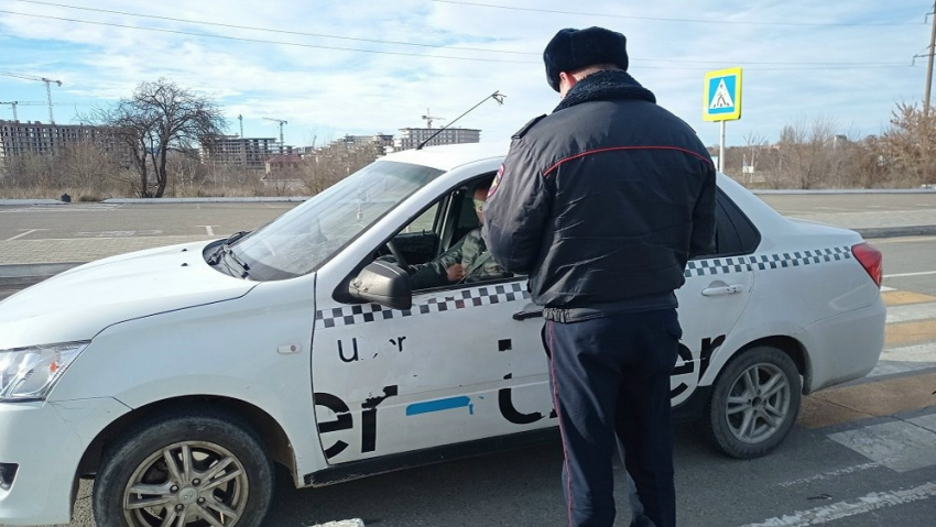В Анапе запретили частное такси у вокзалов и аэропортов