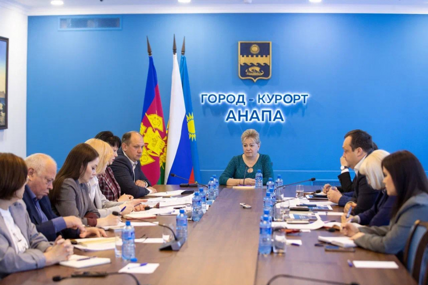 В Анапе ускорят отсыпку пляжей и увеличат поставки песка