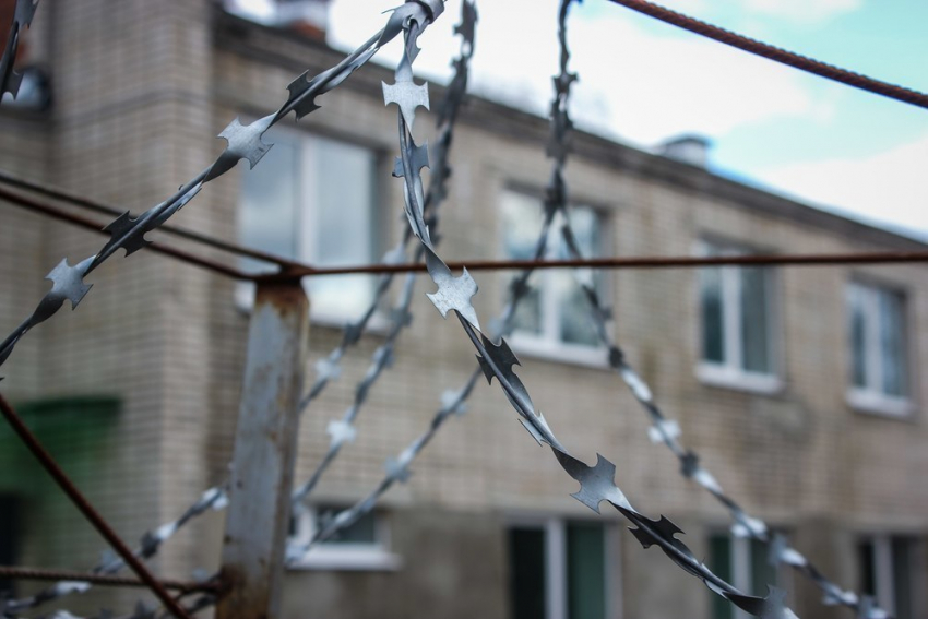 26-летний анапчанин лишится свободы на 8 месяцев за украденную аудиоколонку