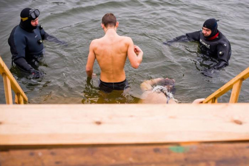 Стали известны места для крещенских купаний в Анапе на море