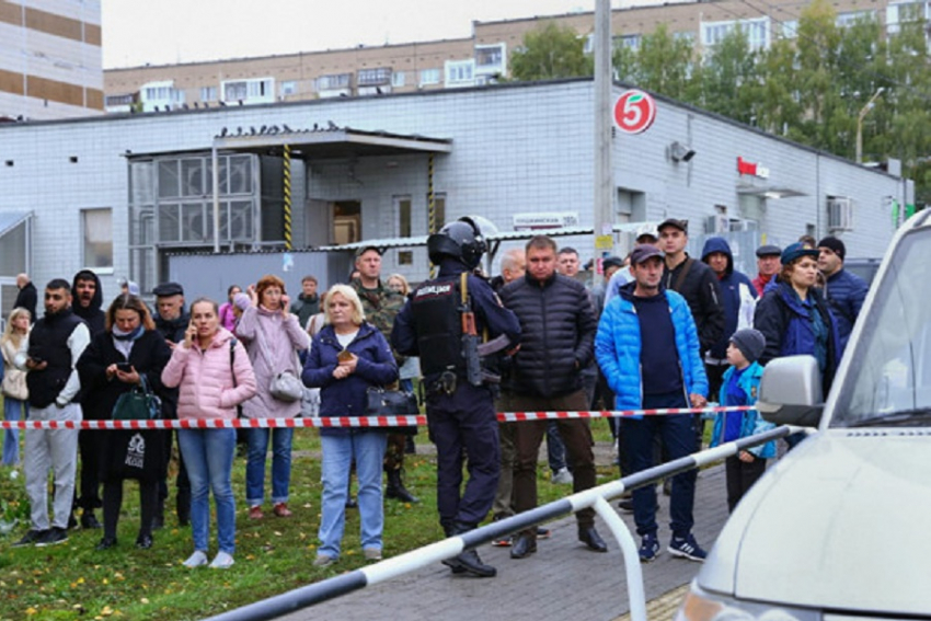 После трагедии в Ижевске в школах Анапы и других районов Кубани усилили меры безопасности