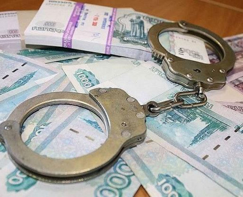 В Анапе начались судебные разбирательства по делу мошенников, присвоивших себе 157 миллионов рублей