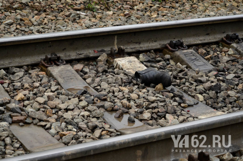 Пассажирский поезд Анапа - Москва насмерть сбил 77-летнего мужчину