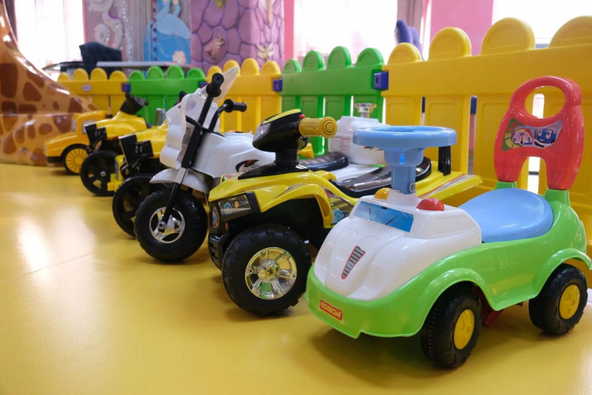 «Акуна Матата»: большой детский рай в Анапе, где дарят подарки и мечты сбываются!