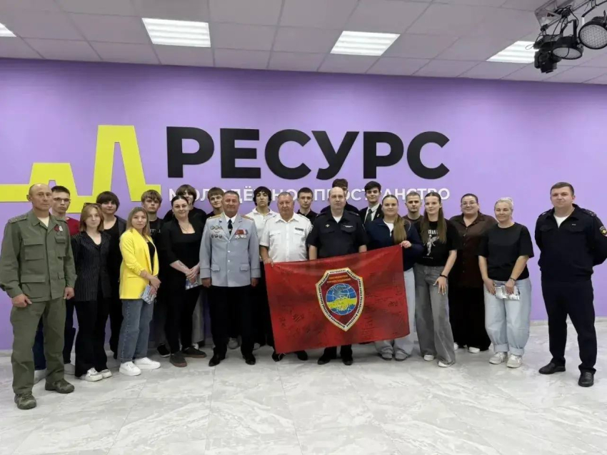 Анапских школьников познакомили с профессией полицейского