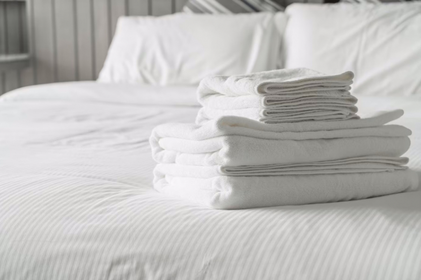 В Анапе сотрудники премиум-отеля украли из подсобки 2300 комплектов люксового постельного белья