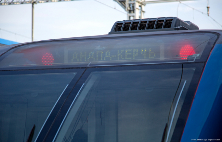 Сколько пассажиров за один рейс может перевезти электричка Анапа - Керчь