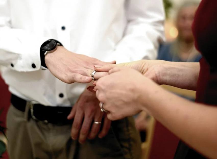 В День работников ЗАГСа в Анапе холодно