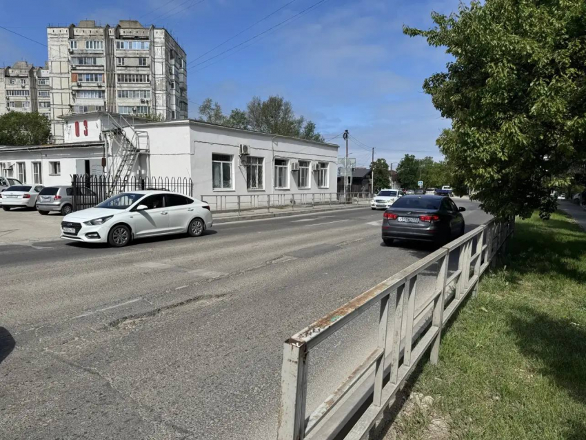 Движение транспорта на улице Ленина в Анапе ограничат до августа