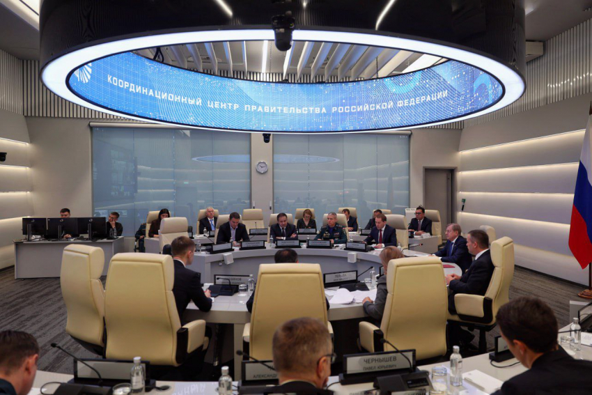 В правительстве обсудили ситуацию с танкерами на дне Черного моря 