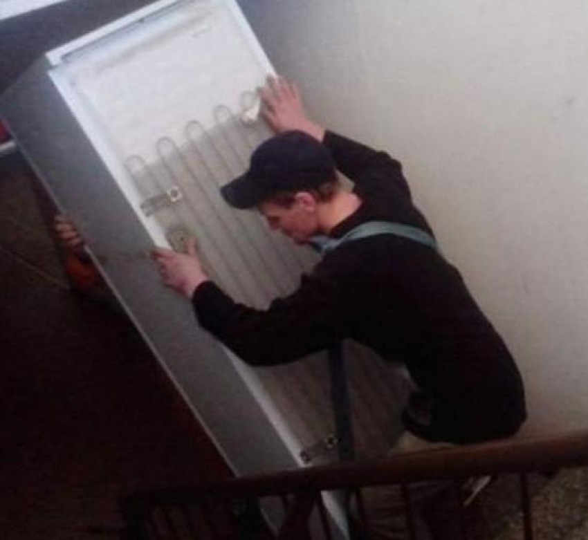 В Анапе квартиросъёмщик украл у хозяйки бытовую технику на 73 000 рублей