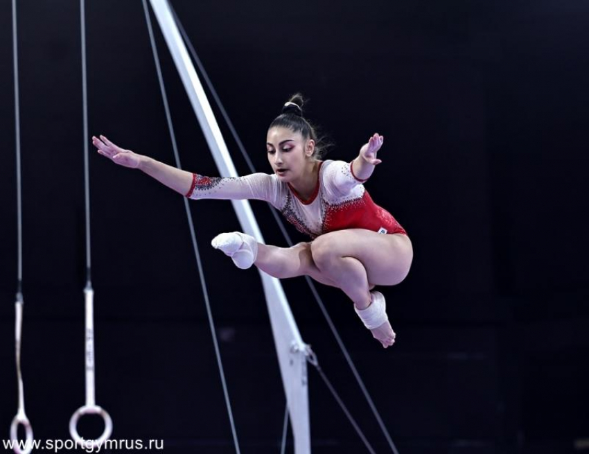 Гимнастка из Анапы завоевала второе серебро на чемпионате России