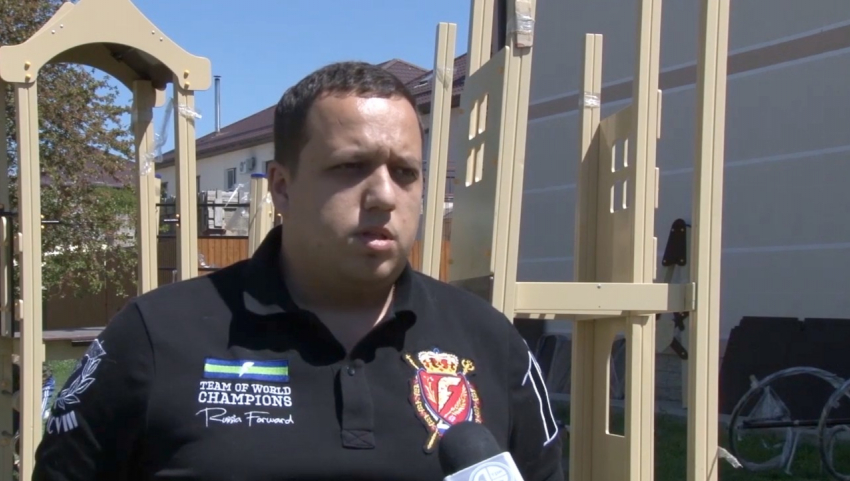 Во время карантина в Анапе для детей строят замки, скалодромы и спортивные уголки