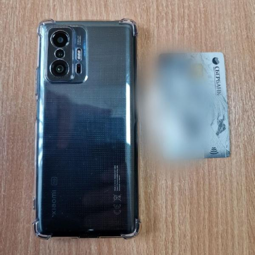 Житель Ростовской области украл в Анапе смартфон и деньги