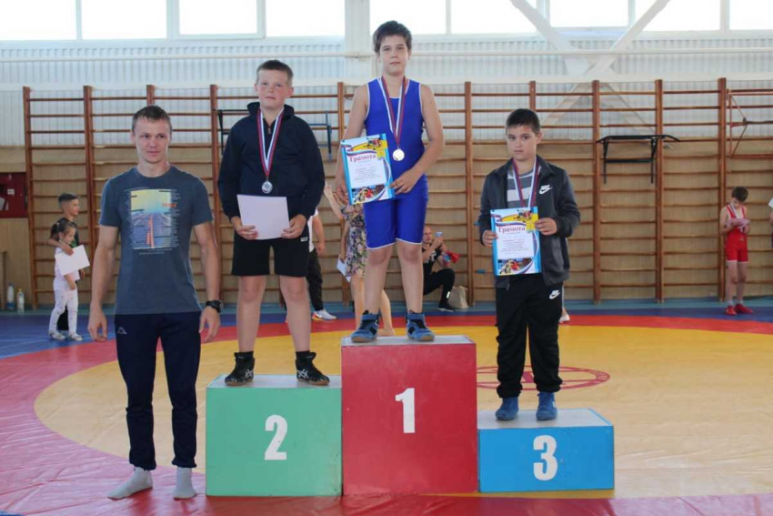 Анапчане Глеб Колода и Амир Мусаев в числе победителей соревнований по вольной борьбе