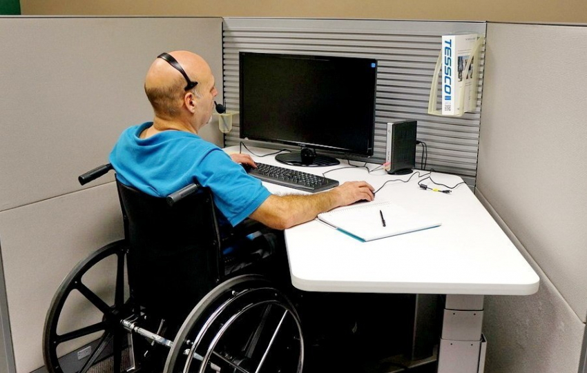 Если у человека инвалидность, ему нужна работа и общение, может помочь эта информация
