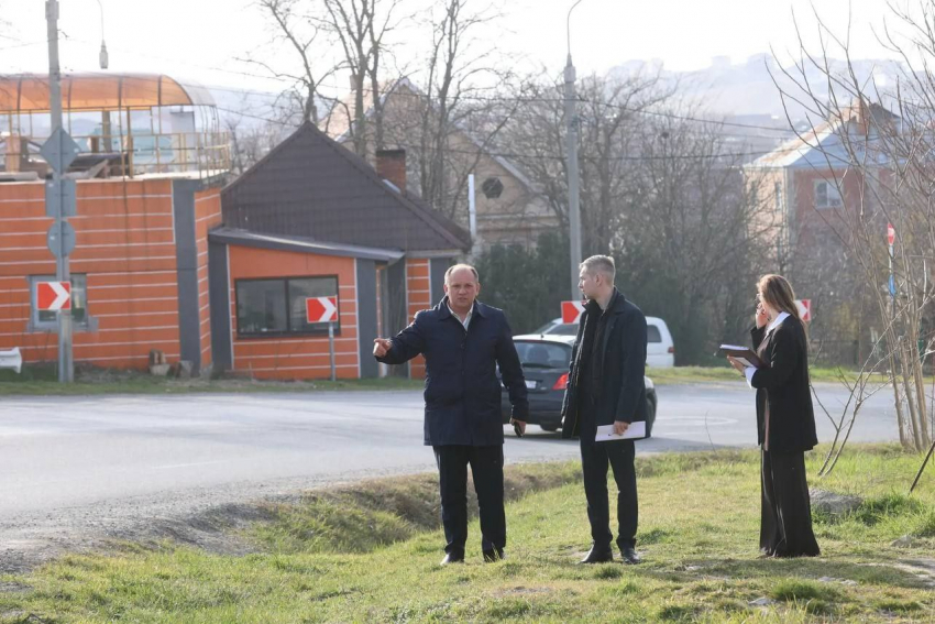 Первый вице-мэр Анапы начал проверку дорог в сельских округах и Алексеевке