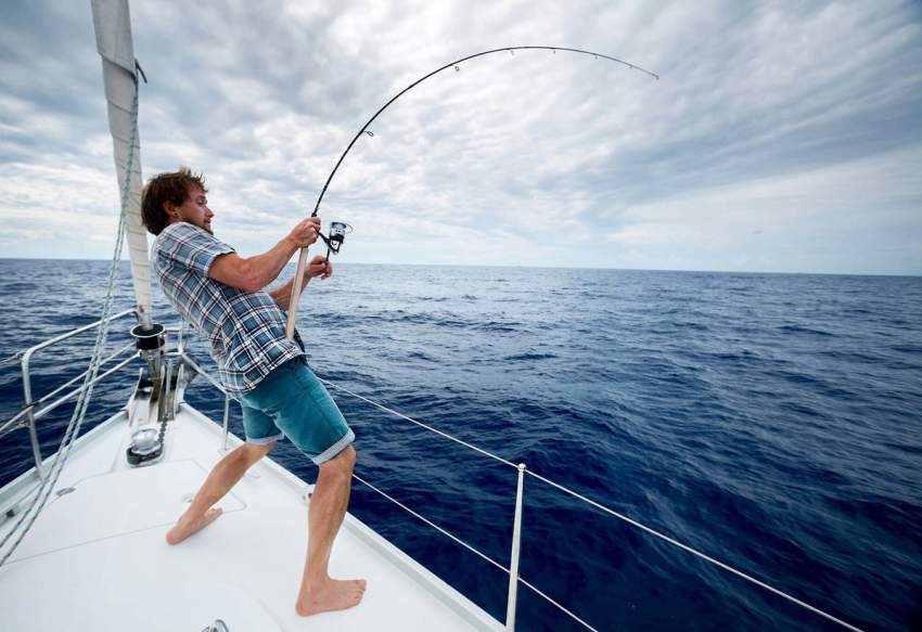 5 «смертных грехов":что нельзя делать на морской рыбалке в Анапе