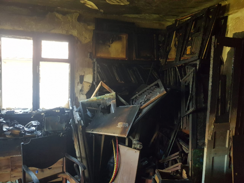 В воскресенье, 5 июля, в Супсехе под Анапой загорелся жилой дом