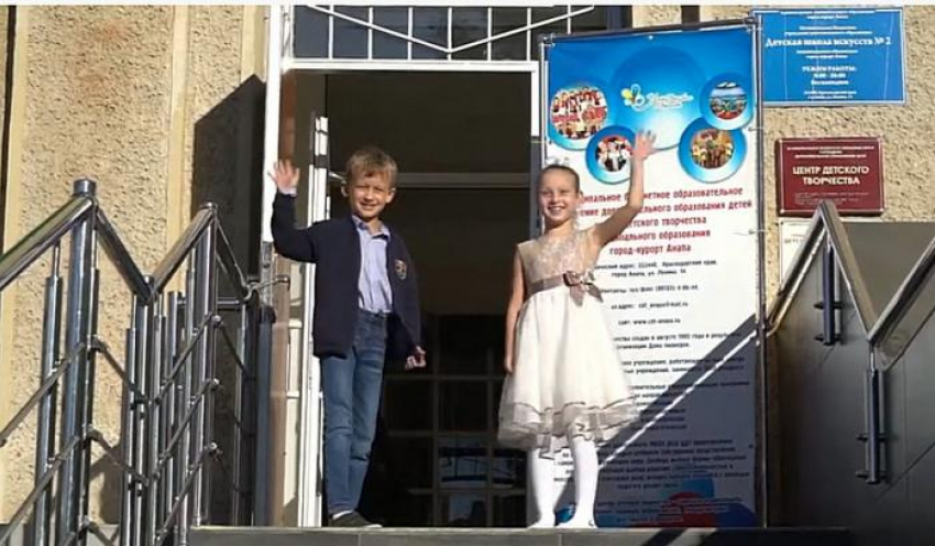  Видеоролик юных актеров из анапской театральной студии «Балаганчик» занял 1 место