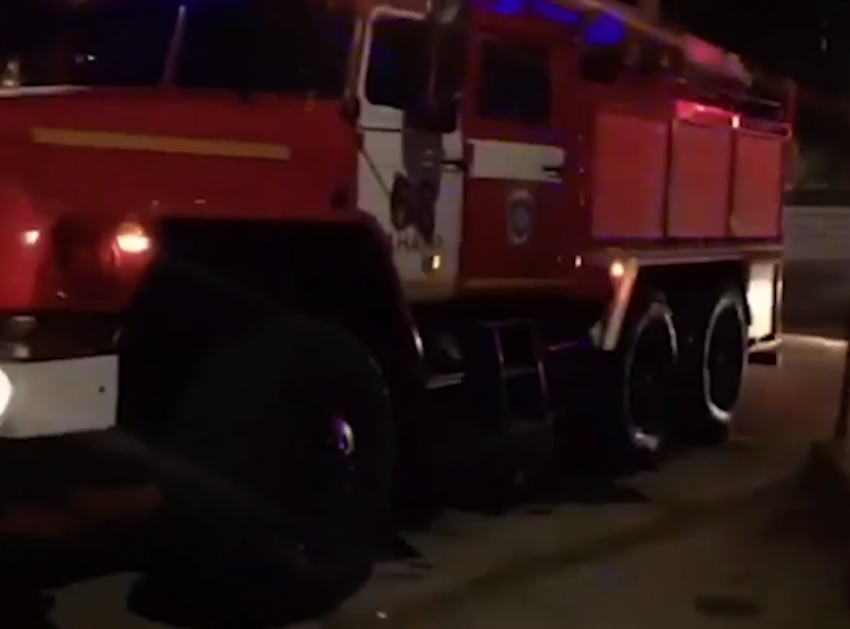 В Анапе пожарных вызвали в высотный жилой дом из-за оставленной на плите кастрюли