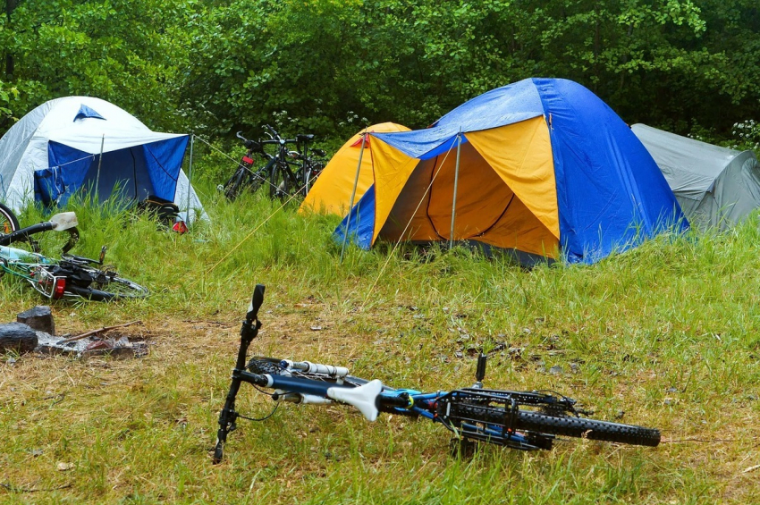 В Анапе школьникам предлагают провести летние каникулы в палатке