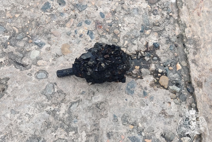 У берегов Анапы на дне моря нашли гранату