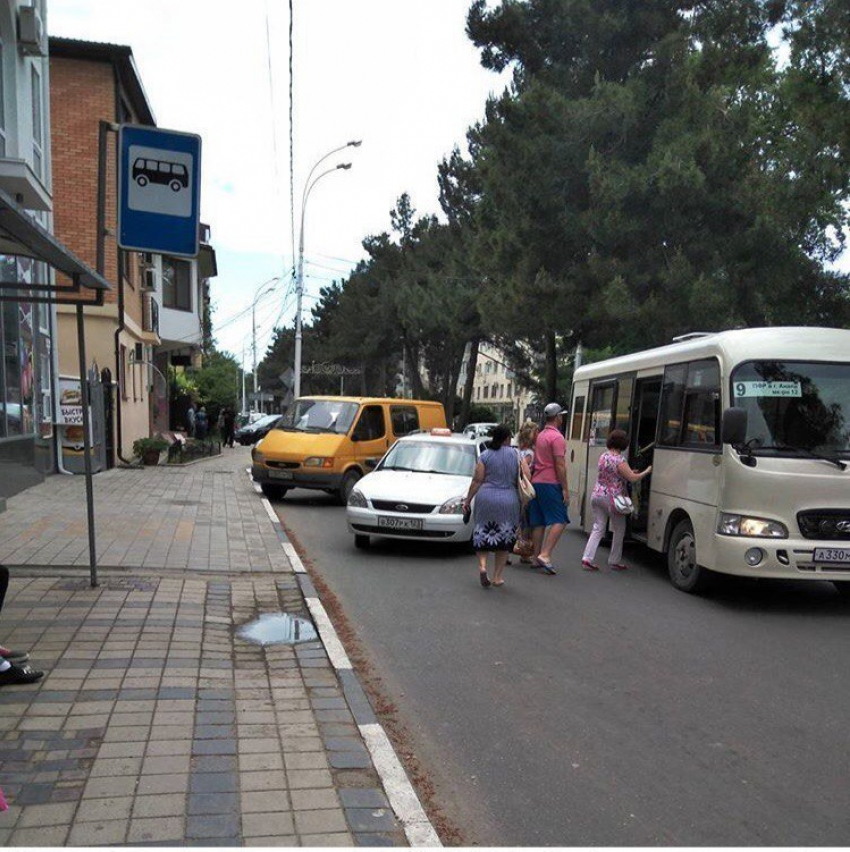 Снизить количество ДТП в Анапе можно, соблюдая дорожную этику