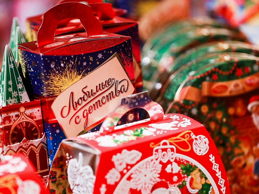  Администрация Анапы закупает новогодние детские подарки за 321 тысячу рублей