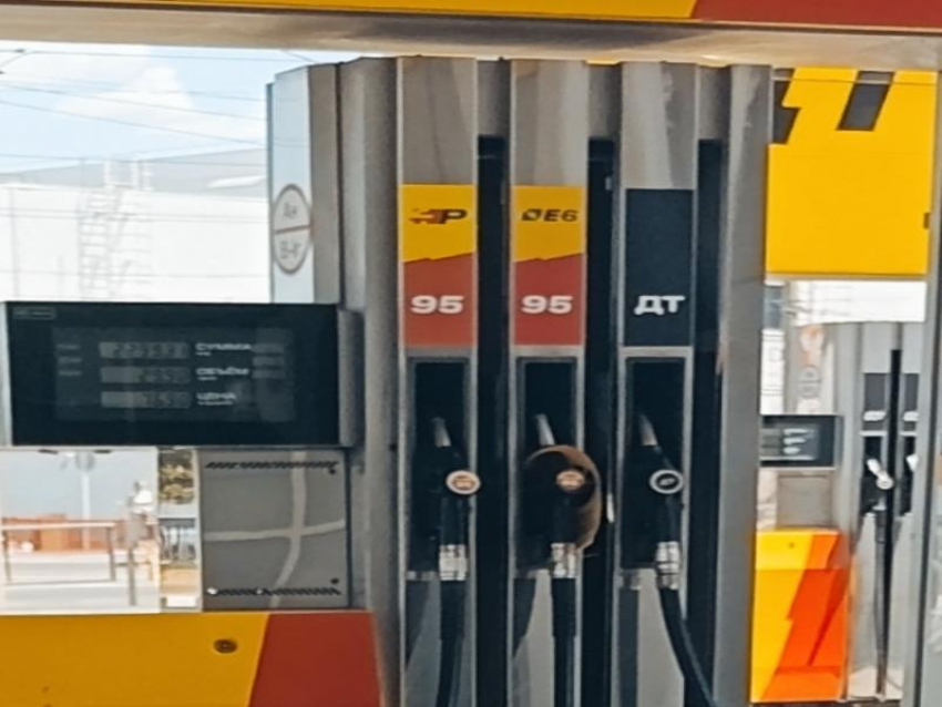 Топливо в Анапе 6 августа: 25 АЗС работают, бензин доступен почти везде