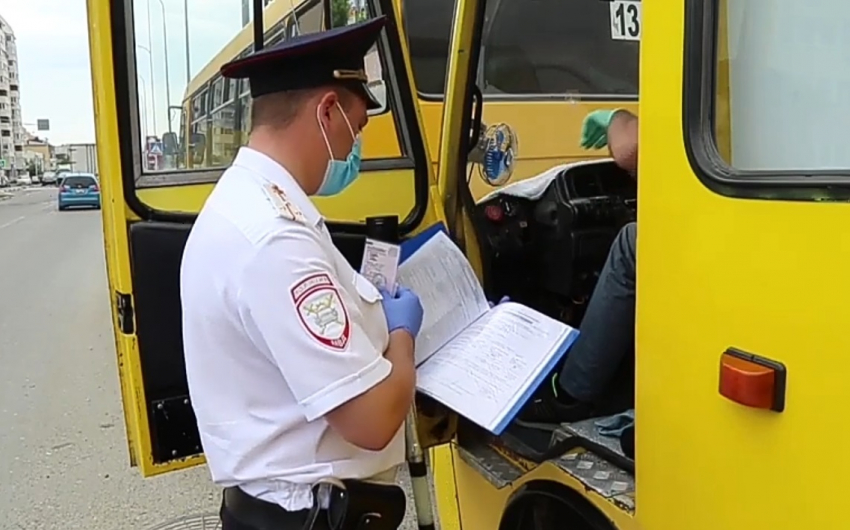 В Анапе к административной ответственности привлекли 172 водителя автобусов