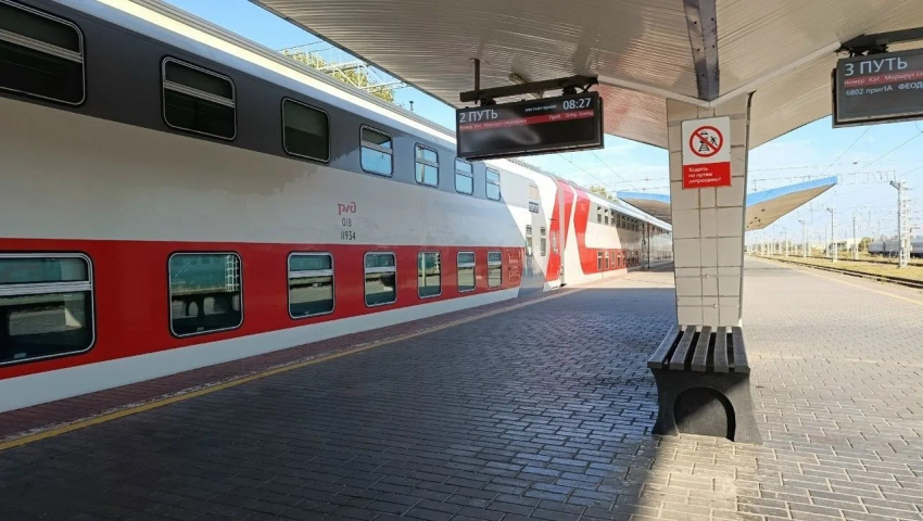 Поезда в Анапу задерживаются после повреждения моста под Ростовом