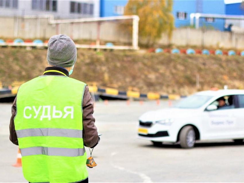 Анапские таксисты могут претендовать на звание лучших в России