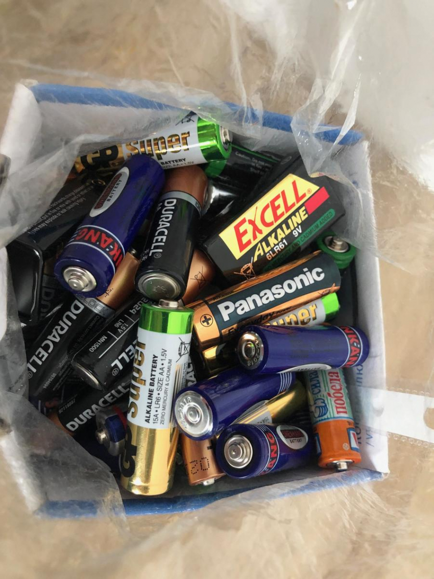 Анапские школьники собрали для переработки 2 тонны батареек и макулатуры