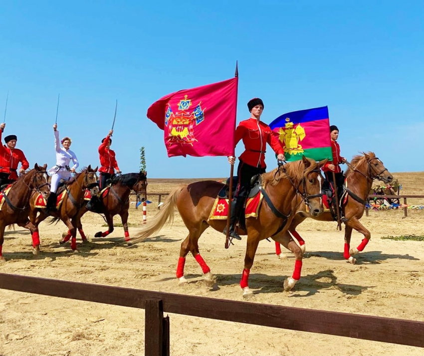 Что посмотреть анапчанам и гостям курорта: в Атамани начинается серия конно-спортивных представлений