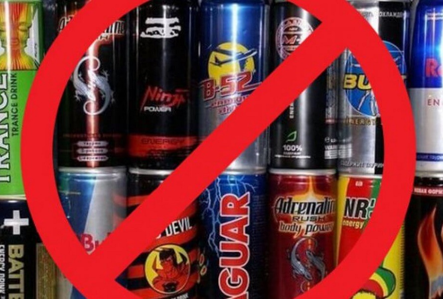 В Анапе могут запретить продажу несовершеннолетним энергетиков и зажигалок