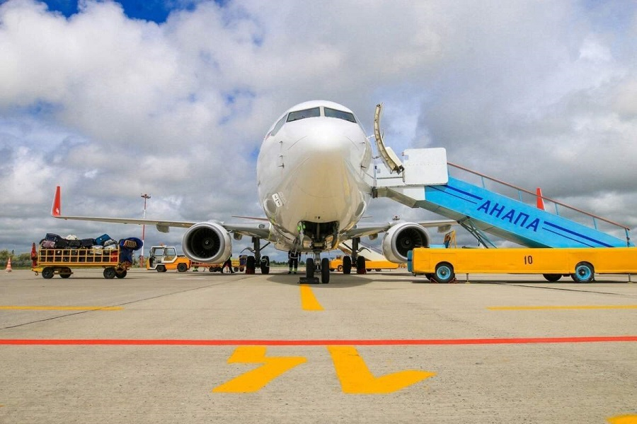 Эксперты назвали возможный срок открытия аэропорта Анапы