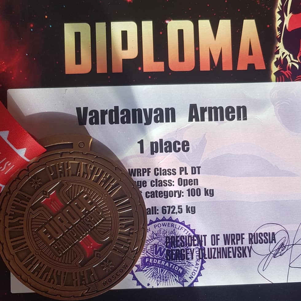 armen_vardanyan_powerlifting_1___BiI_3YiA_8o___.jpg